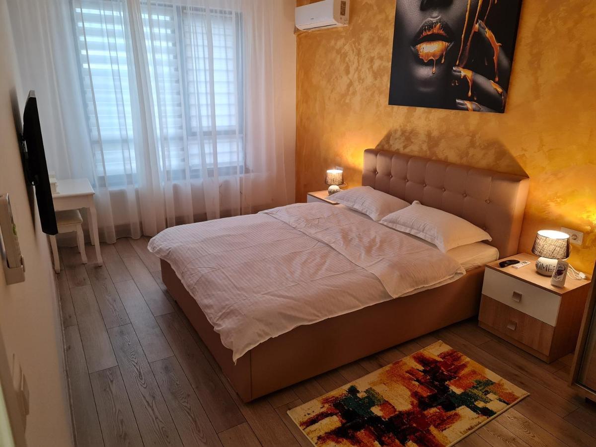 Eva Apartament Lägenhet Galaţi Exteriör bild